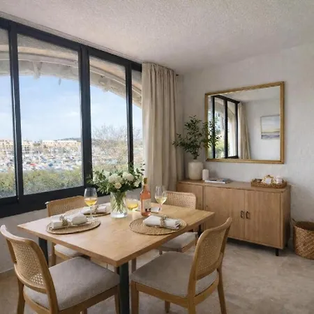 Marina Cozy - Near Port&beach Apartament